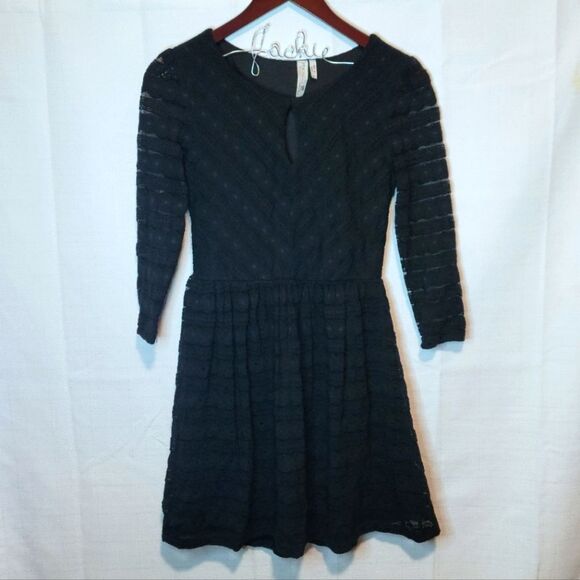 Pink Owl Black Lace Keyhole Front 3/4 Sleeve Dress Size Small - Picture 1 of 9